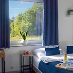 Mile Airport & Parking Dlugoterminowy Bed & Breakfast Gdaňsk