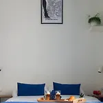 Bed & Breakfast Mile Airport & Parking Dlugoterminowy