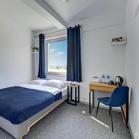 Mile Airport & Parking Dlugoterminowy 3* Gdaňsk