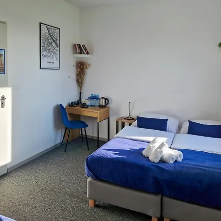 Alojamento de Acomodação e Pequeno-almoço Mile Airport & Parking Dlugoterminowy