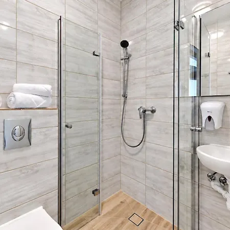 Bed & Breakfast Mile Airport & Parking Dlugoterminowy
