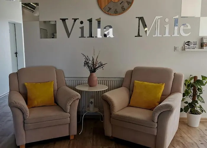 Bed & Breakfast Mile Airport & Parking Dlugoterminowy Gdansk