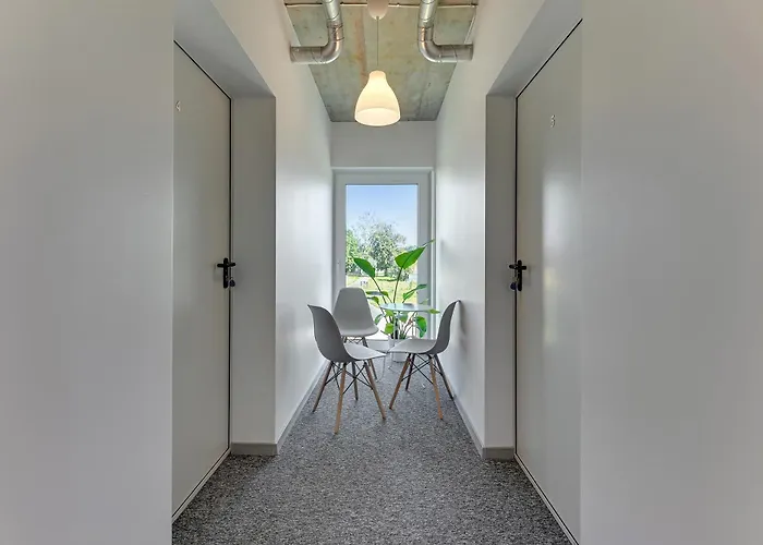 Mile Airport & Parking Dlugoterminowy 4* Gdańsk